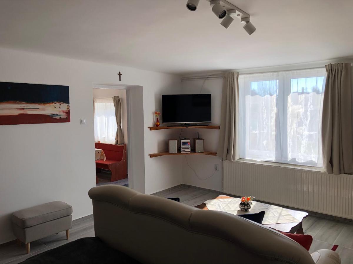 Leander Apartman Балатонакали Экстерьер фото